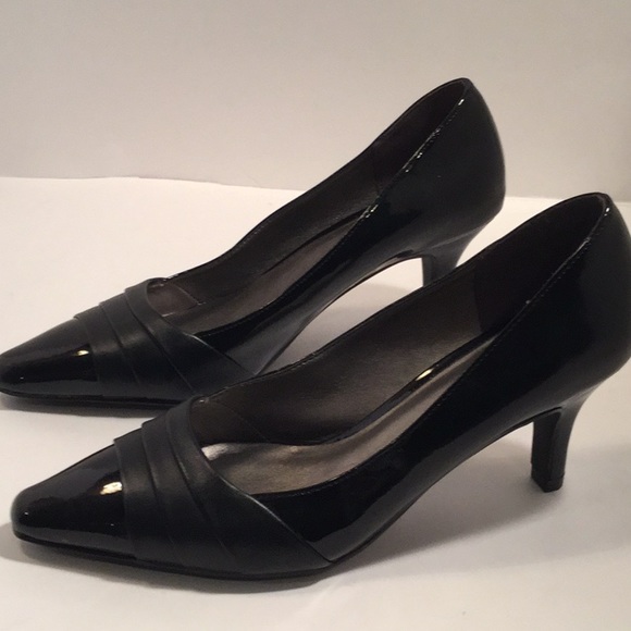 Kelly & Katie Women’s 3”Heels Size 8 Black Patent - Picture 4 of 8